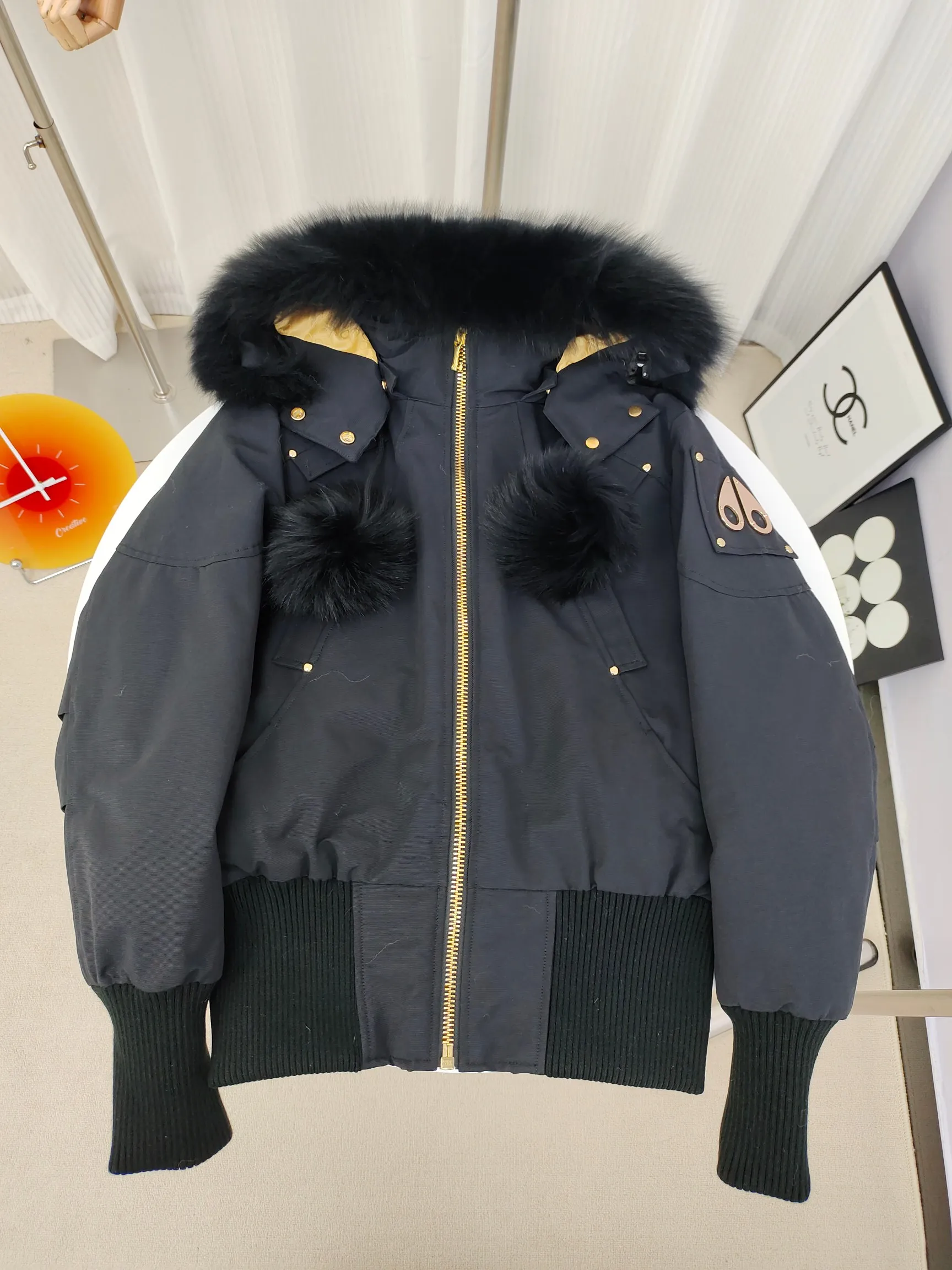 （ ） 03 Moose Knuckles ， ins 、 、 。 ， ， ！ ， ， ， Sizes: XS XL